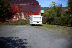 Wohnwagen am Stellplatz Bad Gams