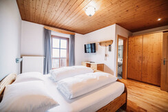 Weingut Wolfgang Maitz Winzerzimmer Doppelbett