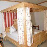 Bild von Himmelbett-Zimmer | © zum Hobel-Sepp