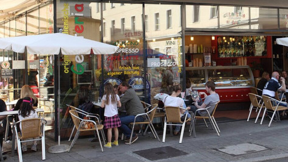 Südtirolerplatz Gelateria Italiana by Luis | © Graz Tourismus - Max Wegscheidler