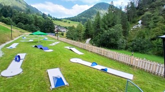 Minigolf Schlattinger | © Almstube Schlattinger