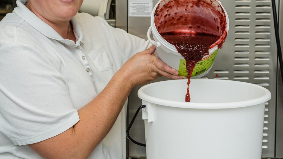 Produktion, Perwein BIO Milch