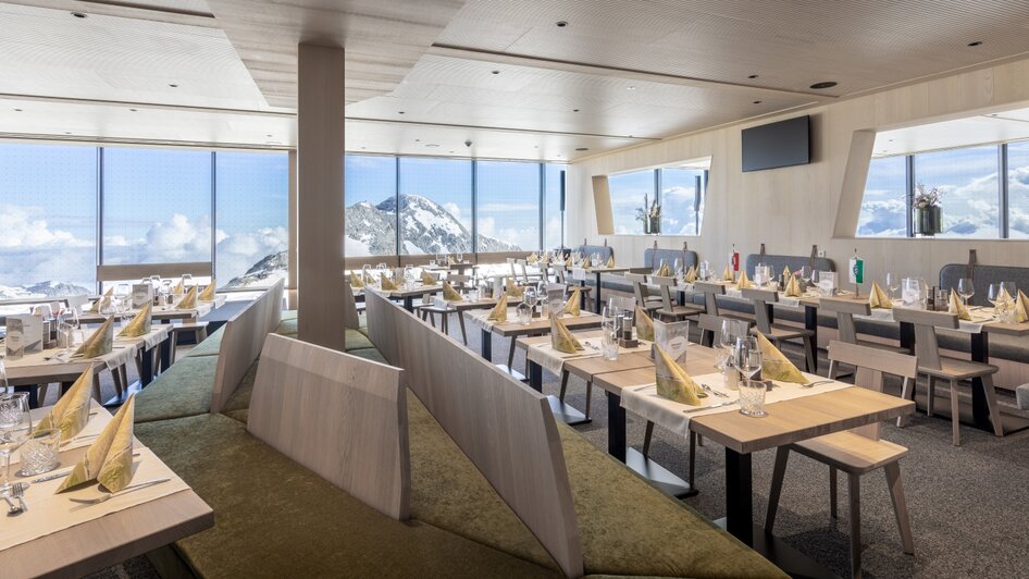 Genuss im Dachstein Gletscherrestaurant