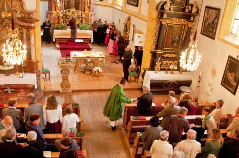 Filming Location - Catholic Church  - Impression #1