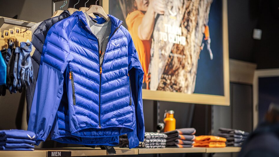 Mountain Shop Schladming,  BY Irene Reingruber - Impression #2.6