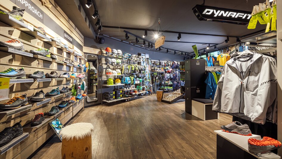 Mountain Shop Schladming,  BY Irene Reingruber - Impression #2.10