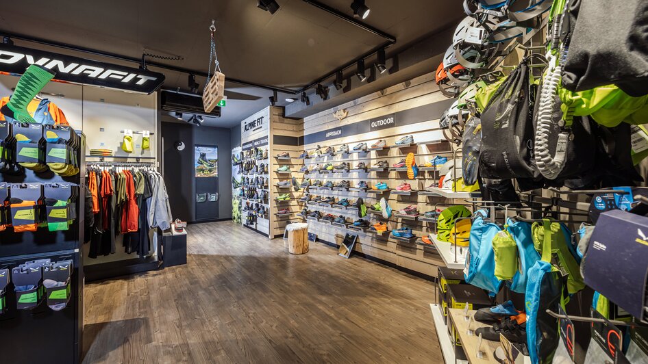 Mountain Shop Schladming,  BY Irene Reingruber - Impression #2.12