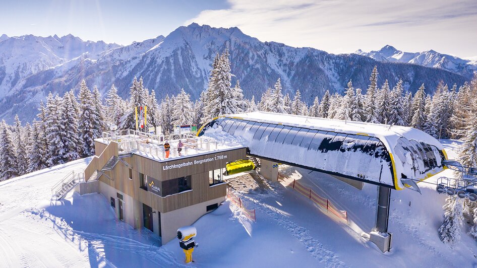Das Panoramadeck auf der Bergstation der neuen Lärchkogelbahn