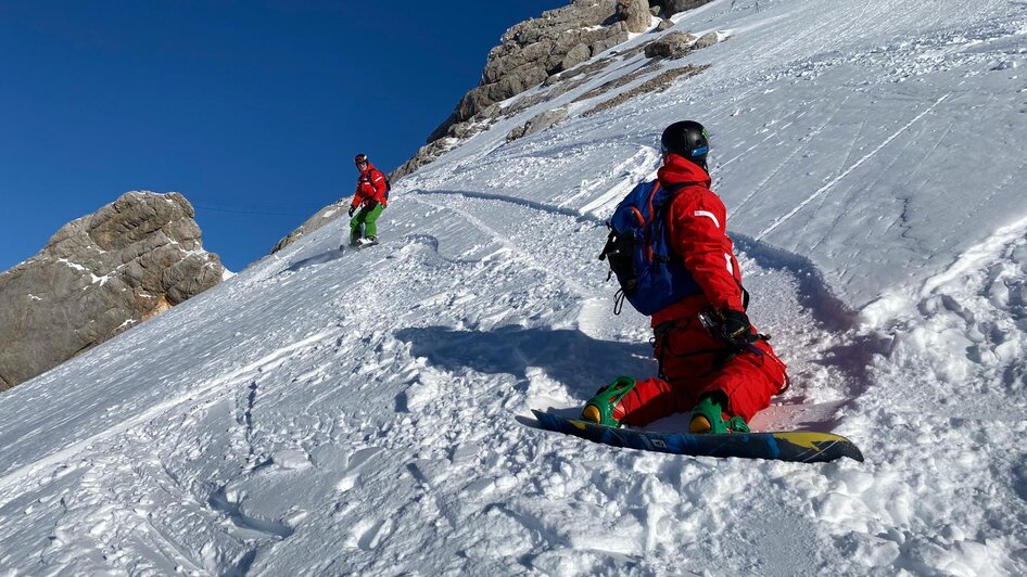 Skischule Ramsau - Impression #2.10 | © Snowboarden im Gelände | Alpincenter Dachstein