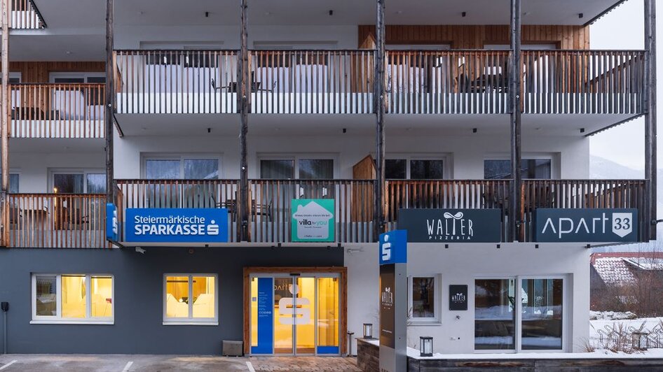 | Sadaf Azam | Schladming-Dachstein Steiermärkische Sparkasse - Filiale Haus - Impression #2.5